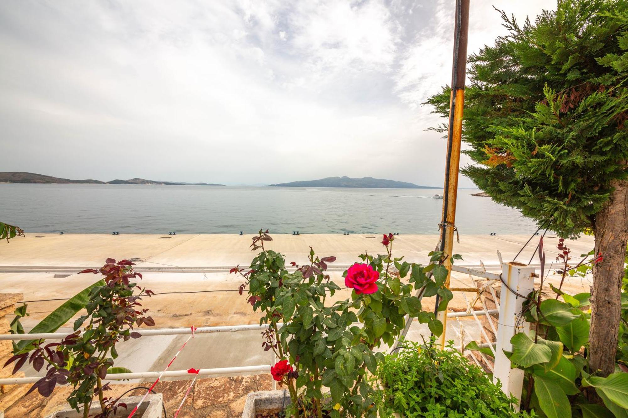 Apartments Cikuli Sarande Exterior photo